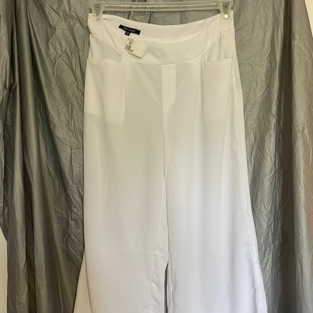 White Capris with a Stylish Look!